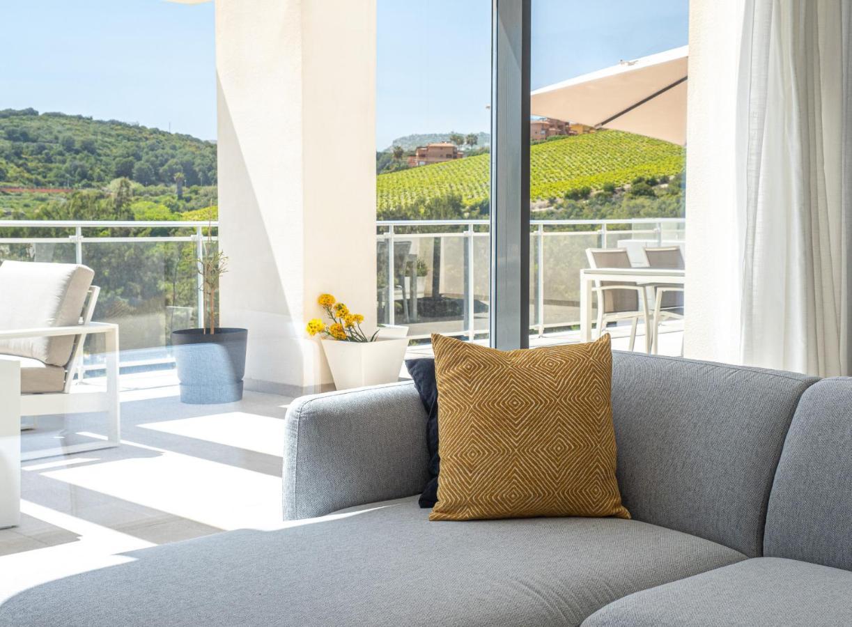 Casares Green 2365 Luaran gambar
